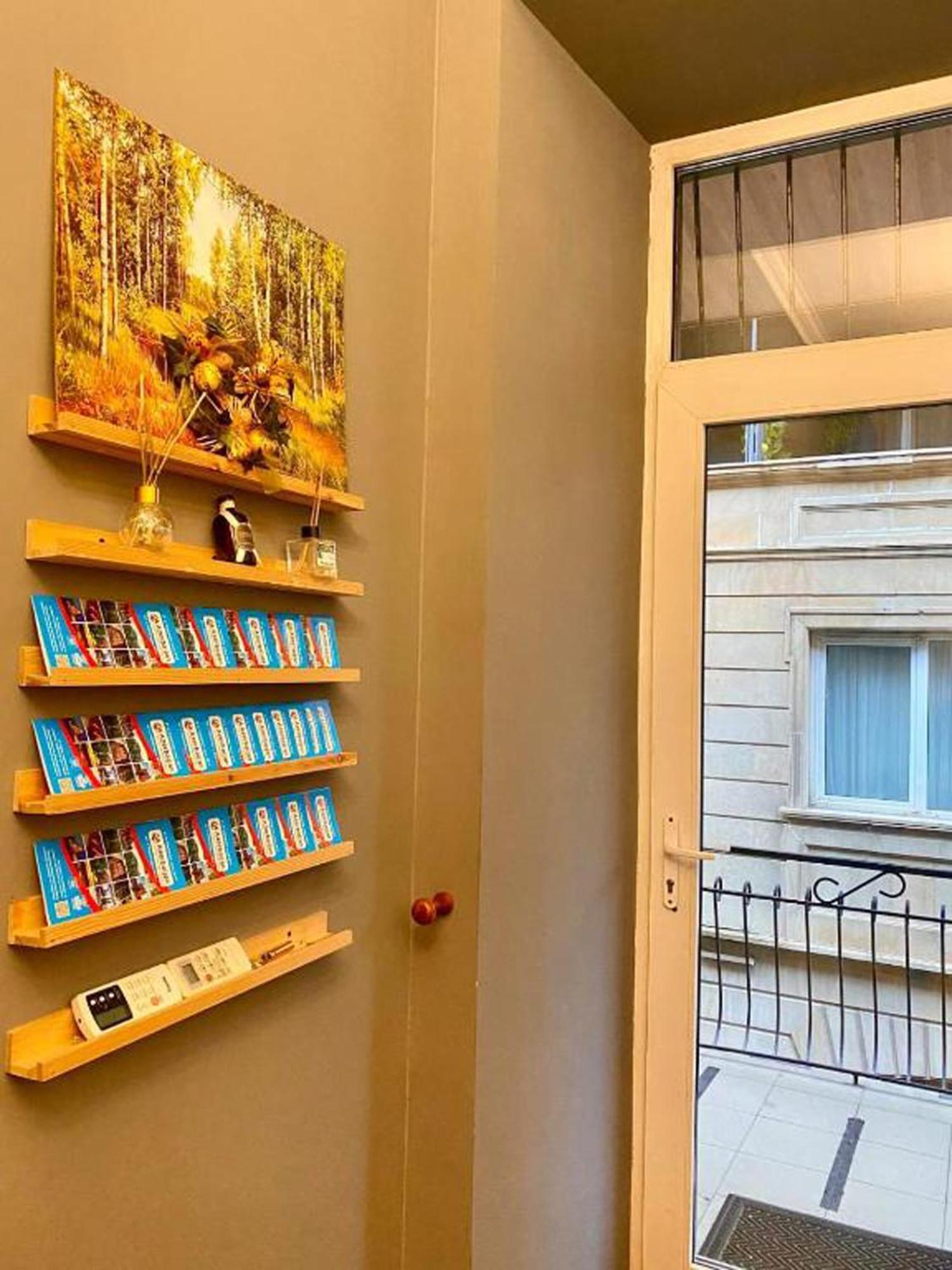 S T Hostel Formerly Sth Hostel Baku Bagian luar foto