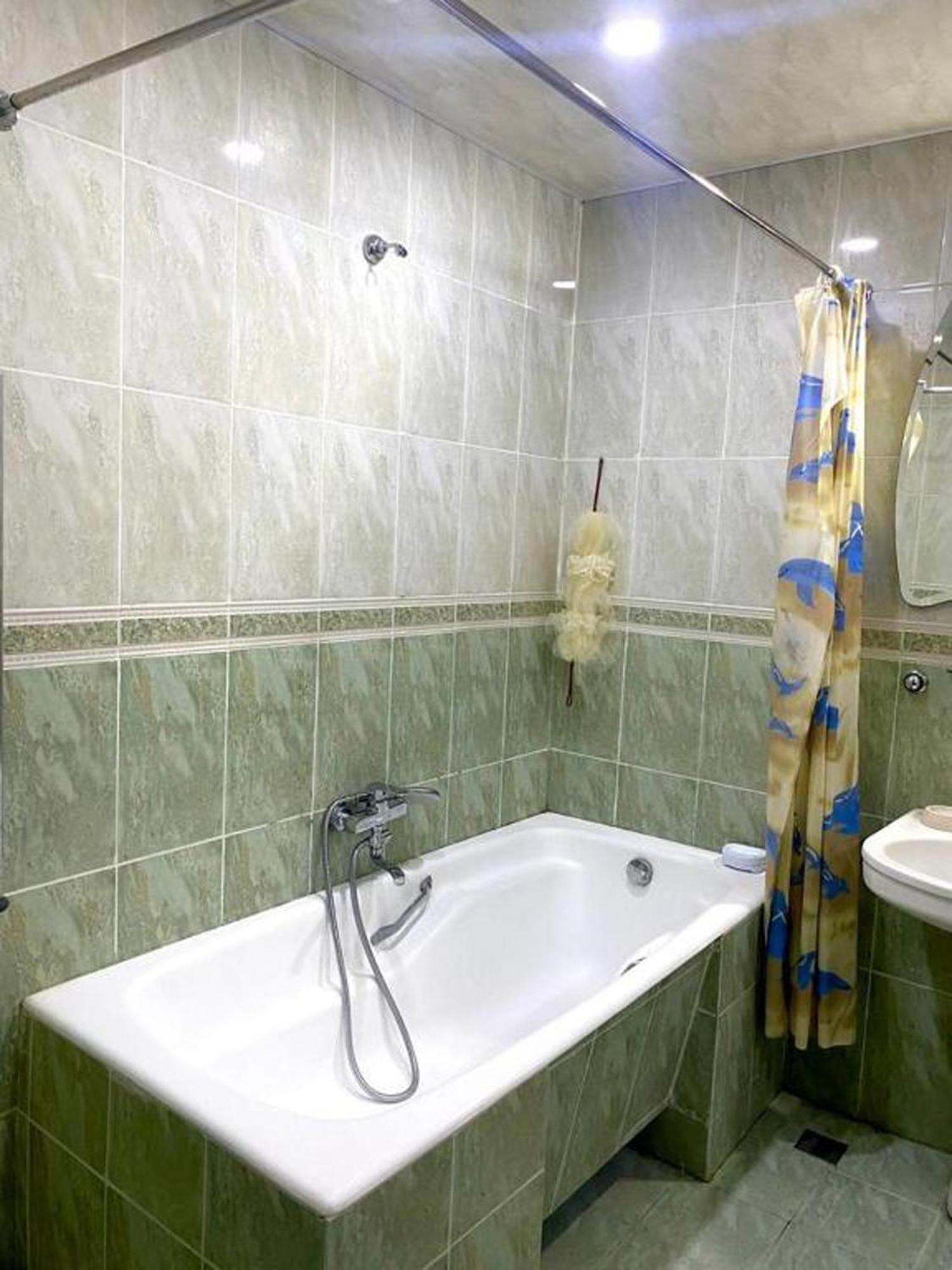 S T Hostel Formerly Sth Hostel Baku Bagian luar foto