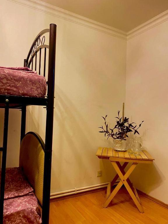 S T Hostel Formerly Sth Hostel Baku Bagian luar foto